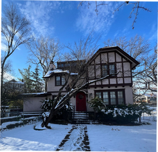 Building Photo - 4928 Troostwood Rd