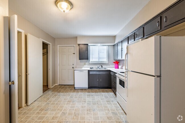 2HAB, 1BA - 800 ft² - Bluestem Apartments