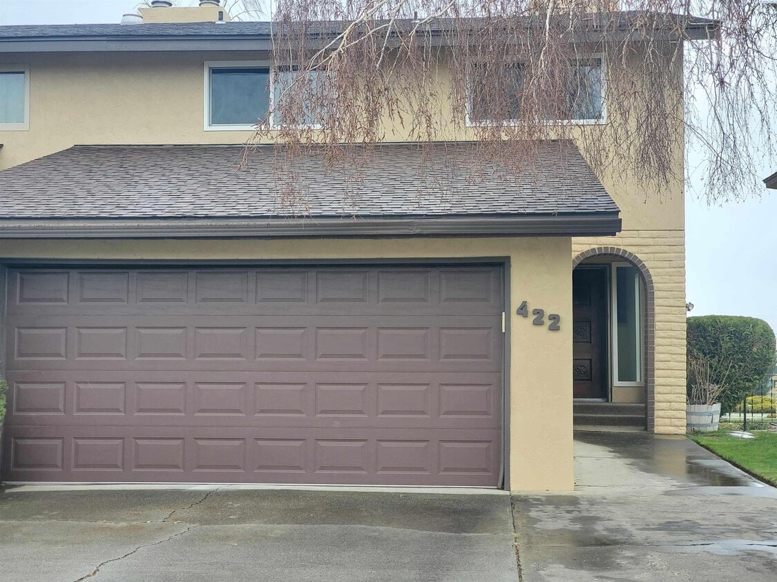 Townhouse at Meadow Spring Country Club House Rental in Richland, WA