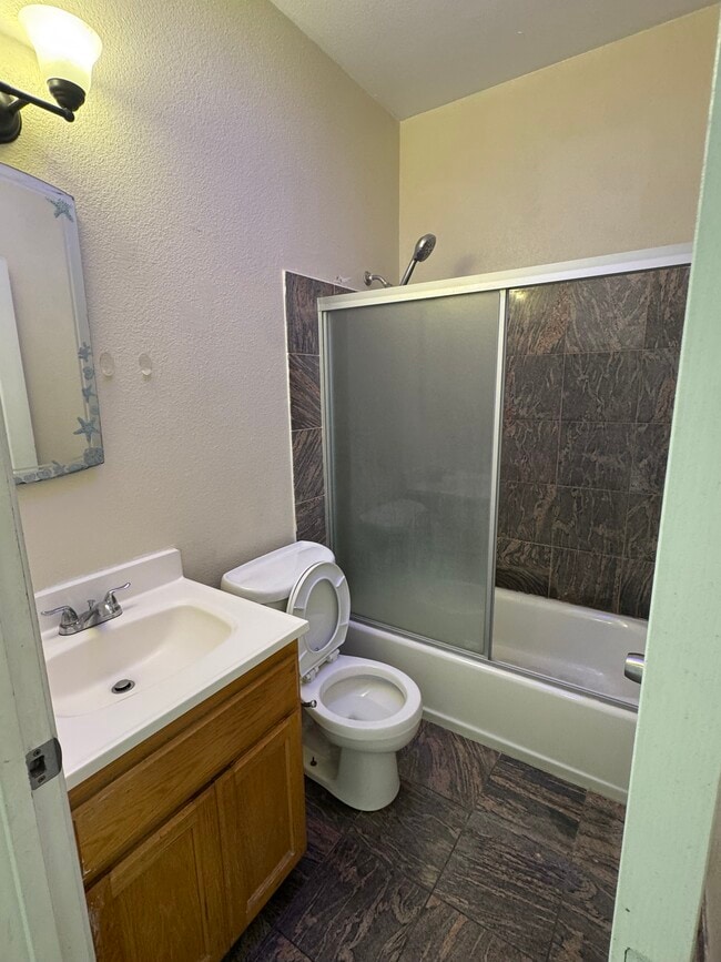 Bathroom - 28029 Colony Ct