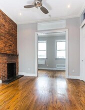Building Photo - 562 Hudson St
