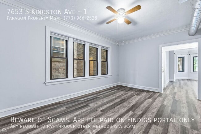 Foto del edificio - 7653 S Kingston Ave