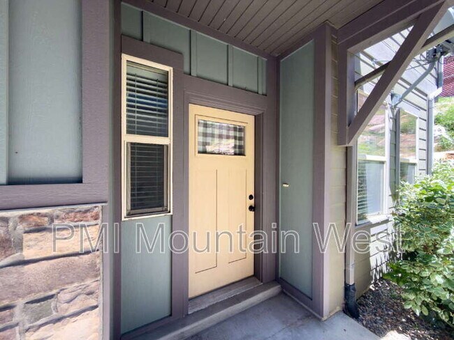 Foto del edificio - 2119 Orchard Pines Loop E