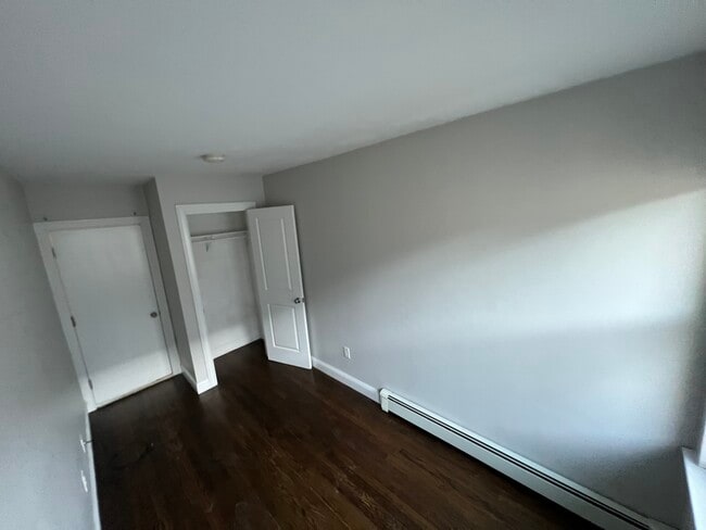 Foto del edificio - 66 Safford St