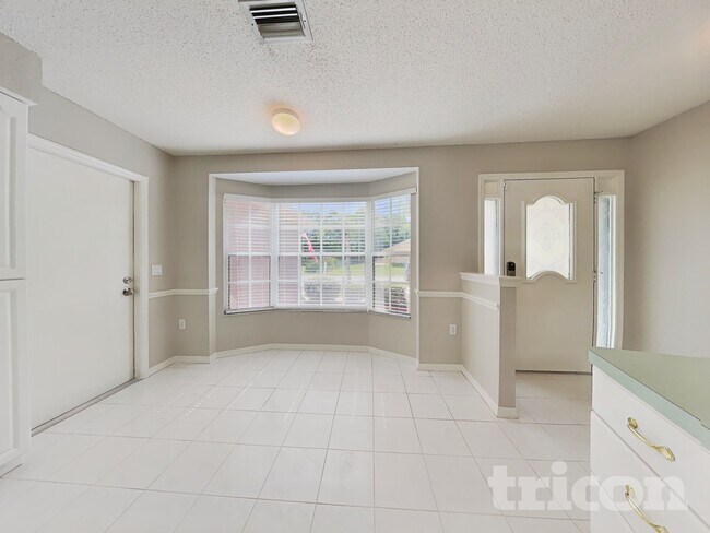 Foto del edificio - 7419 Valley Ct