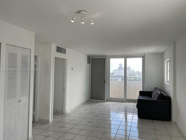 Foto del edificio - 1750 James Ave