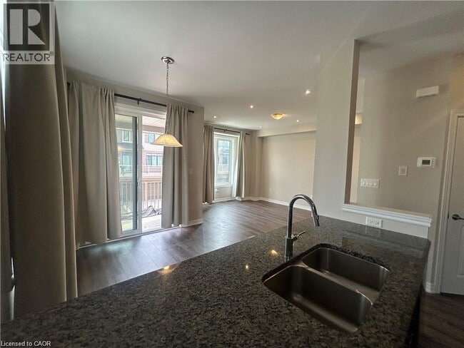 Building Photo - 288 Glover Rd