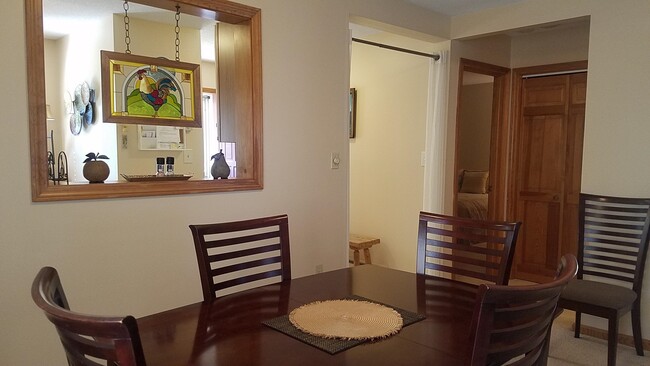 Foto del edificio - J-80 Purple Finch Rd