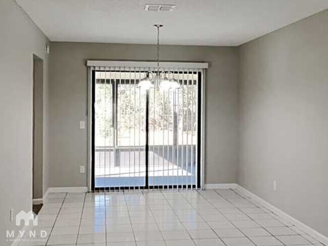 Building Photo - 6444 Diamond Leaf Ct N