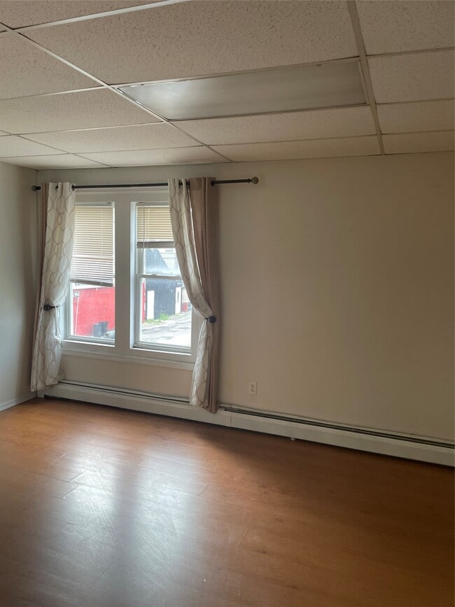 Building Photo - 1304 Monroe St