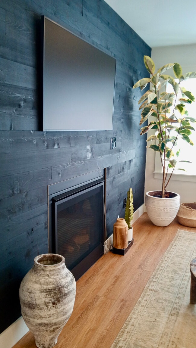 Building Photo - 23 29th Ave