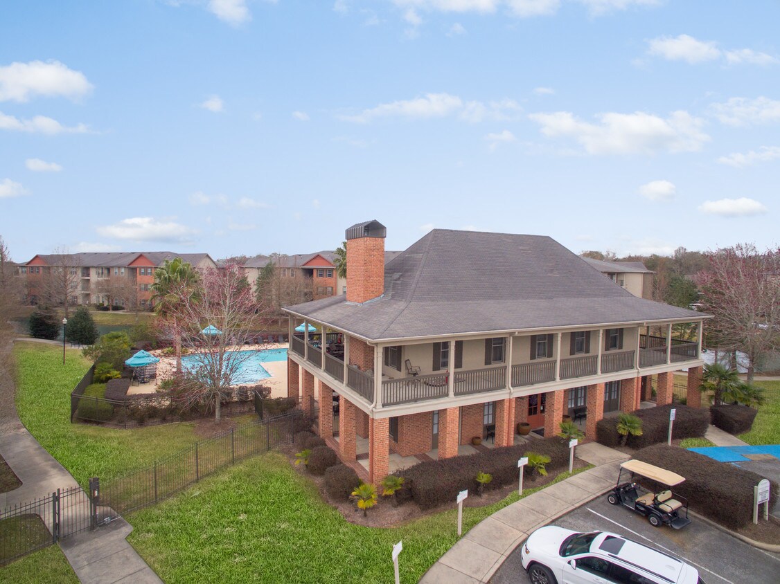 Elora Place - 3606 Kaliste Saloom Rd Lafayette, LA 70508 | Apartments.com, image size:1126x844