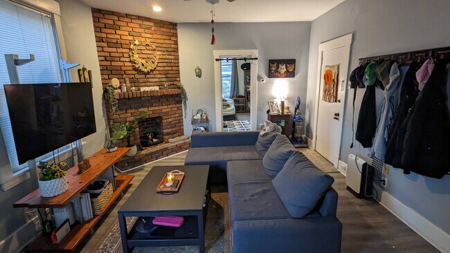 Foto del edificio - 615 Greenfield Ave