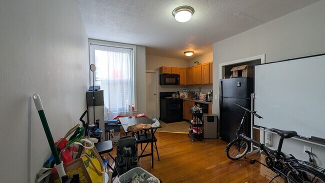 Foto del edificio - Allston 2 Bed – Commonwealth Ave – No Fee – 9/1