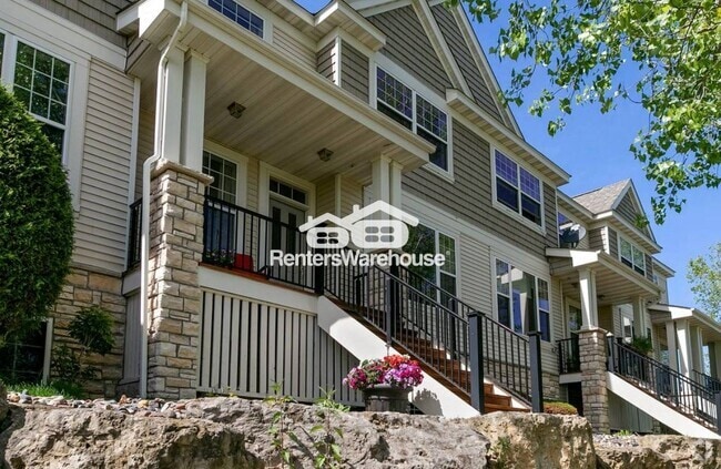 Building Photo - 14633 Victor Hugo Blvd