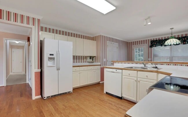Building Photo - 2130 Wynfield Point Dr