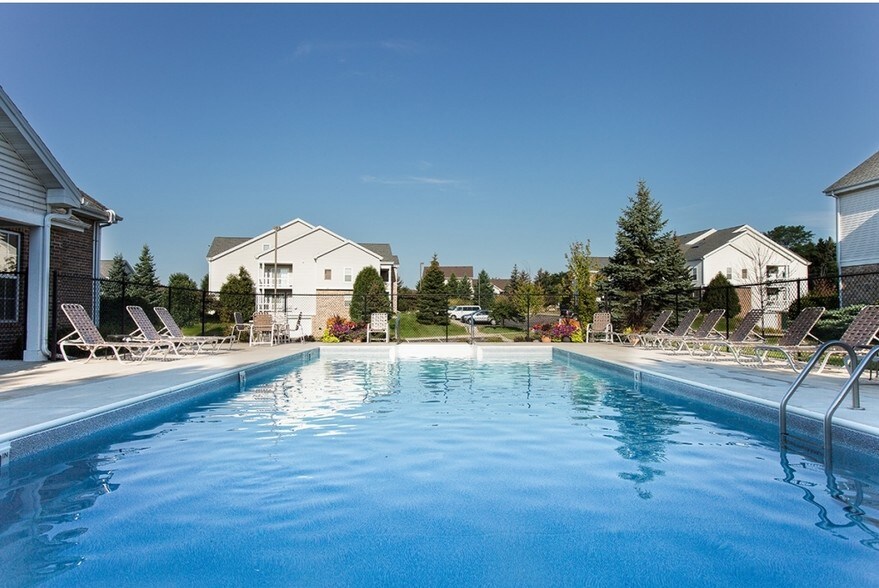 Boulder Creek Apartments