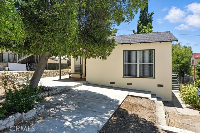 Building Photo - 10416 Fairgrove Ave