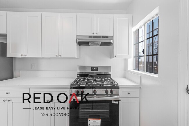 Foto del edificio - 632 E 82nd St