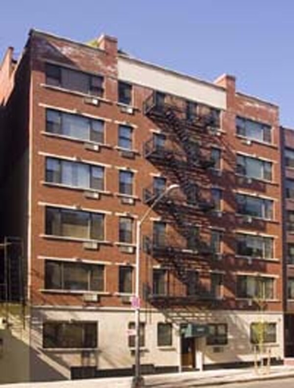 Building Photo - 248-250 E 77th St