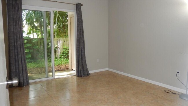 Foto del edificio - 3105 W Horatio St