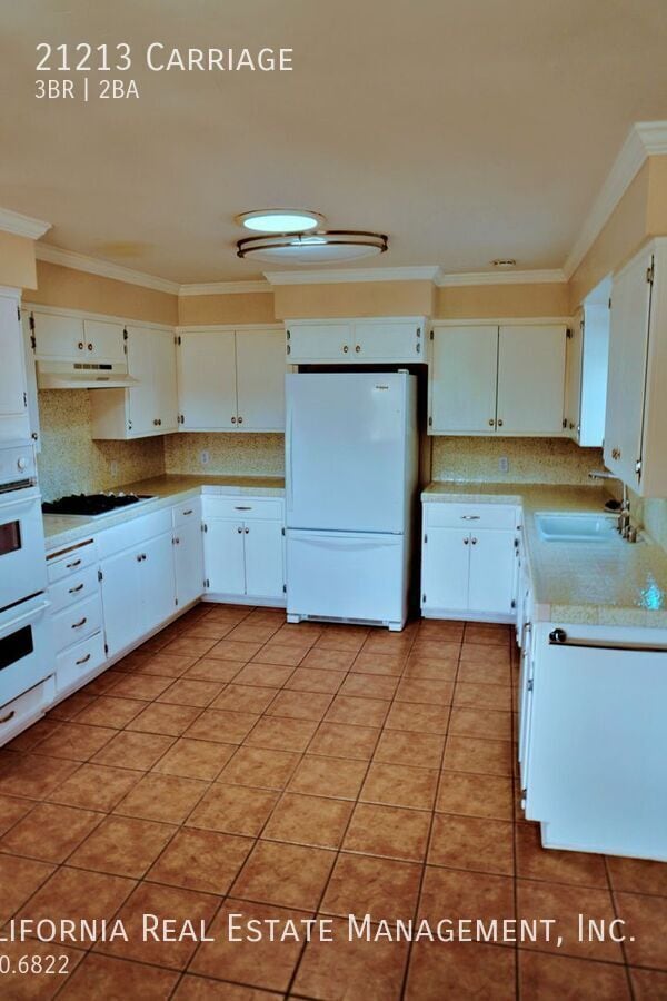 Building Photo - 21213 Carriage-