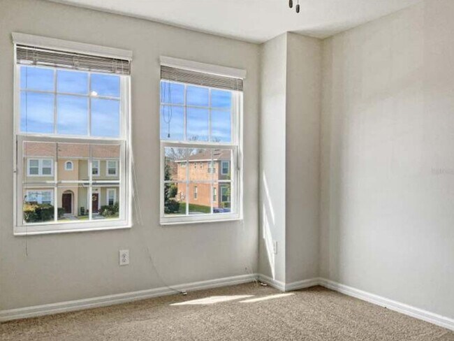Building Photo - 7028 White Treetop Pl