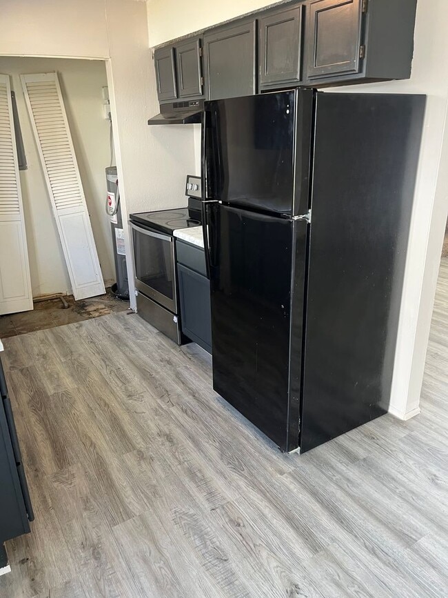 Building Photo - 3 Bedroom Townhouse in Mexico