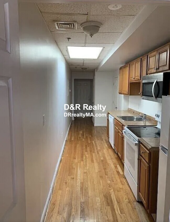 Primary Photo - 22 High St