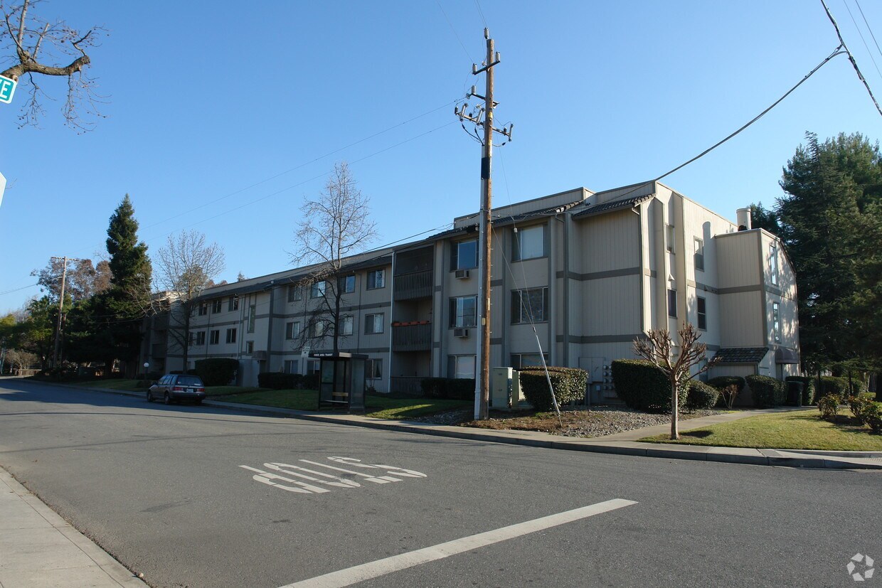 Foto del edificio - Villa Rita Senior Apartments