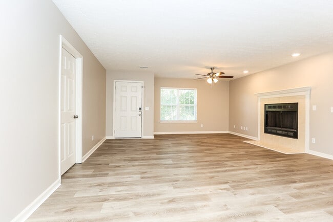 Building Photo - 173 Shiloh Dr