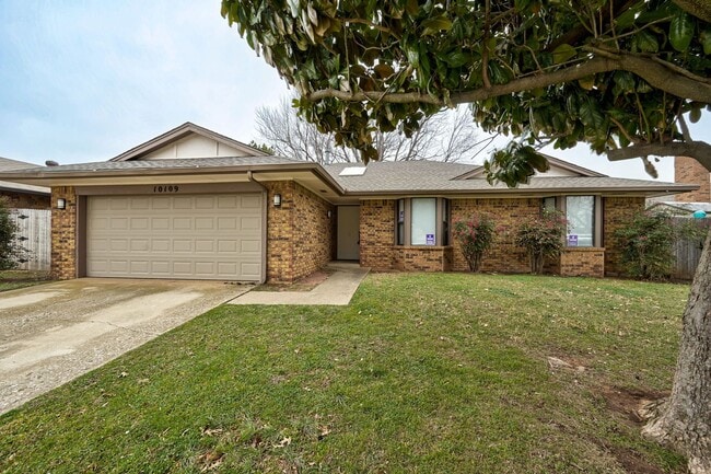Building Photo - *** $500 MOVE-IN SPECIAL *** Beautifully U...
