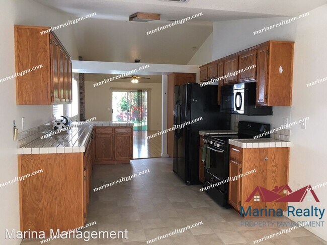 Building Photo - 3 br, 2 bath House - 715 Madonna Drive