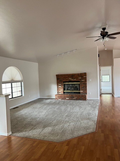 Building Photo - 688 Star Rock Dr