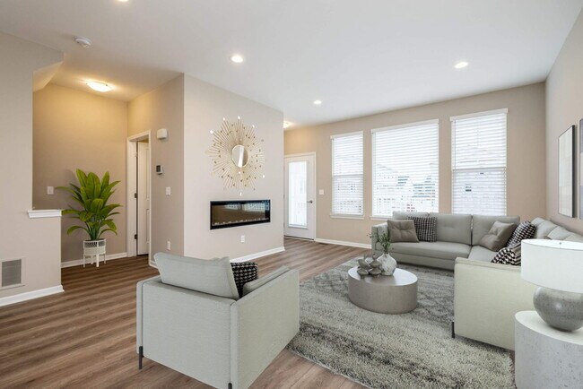 Foto del edificio - 2500 Normandy Rd