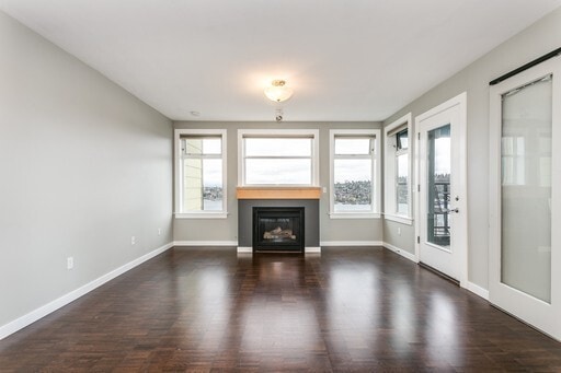 Building Photo - East Queen Anne Seattle 2 Bedroom 2 Bathroom Apartment for Rent | Lake Union Views, Rooftop Deck,...