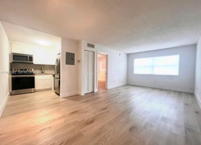 Foto del edificio - 444 SW 4th St
