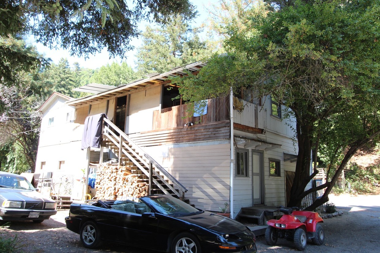 Building Photo - 14120-14150 Old Cazadero Rd