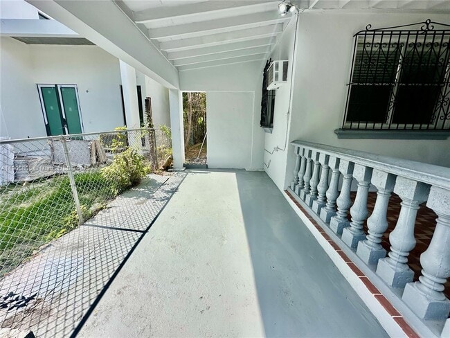 Foto del edificio - 1508 SW 13th Ave