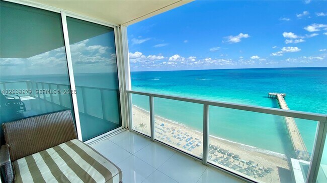 Foto del edificio - 16699 Collins Ave
