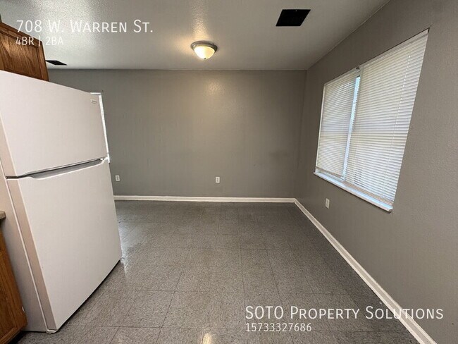 Foto del edificio - 708 Warren St