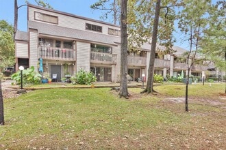 Building Photo - 12900 Walden Rd