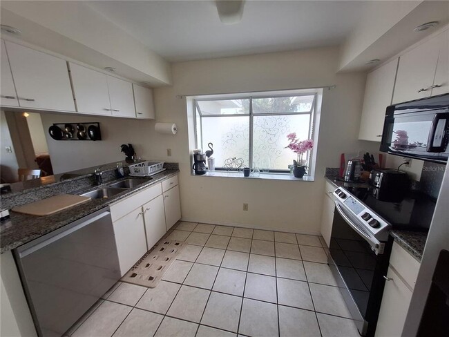Foto del edificio - 427 Cerromar Ln
