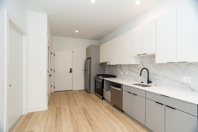 Foto del edificio - 3821 N Ashland Ave