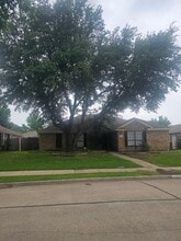 Building Photo - 2310 Cortland Cir