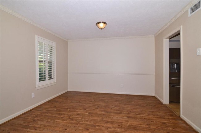 Building Photo - 5405 Enchanted Ln