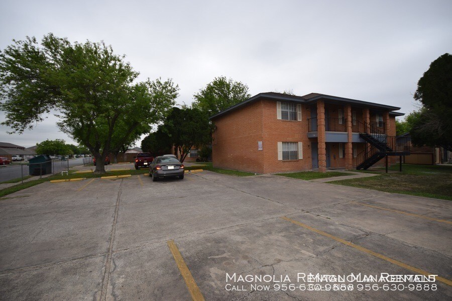 Primary Photo - 2500 N 32nd St