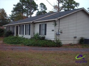 Building Photo - 1612 Macon Rd