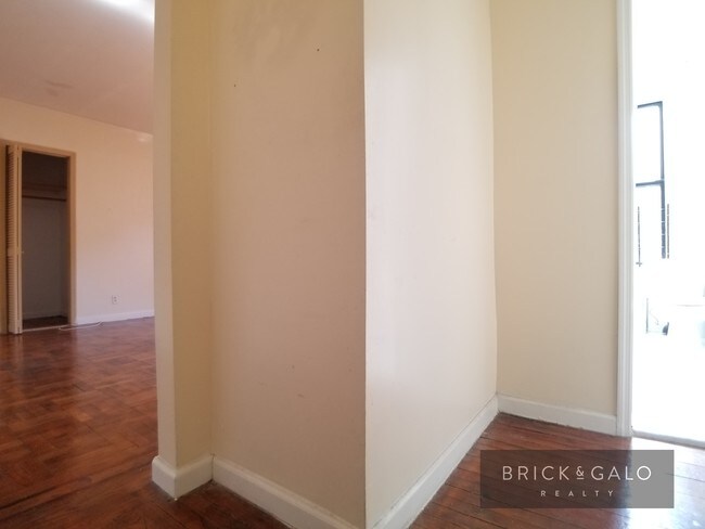 Foto del edificio - 50 Lincoln Rd