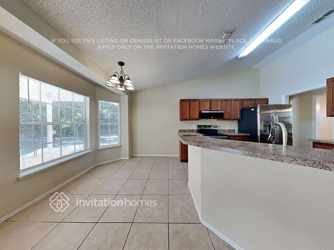 Foto del edificio - 7204 Lake Marsha Dr